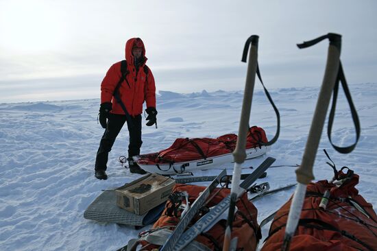 Arctic expedition to North Pole