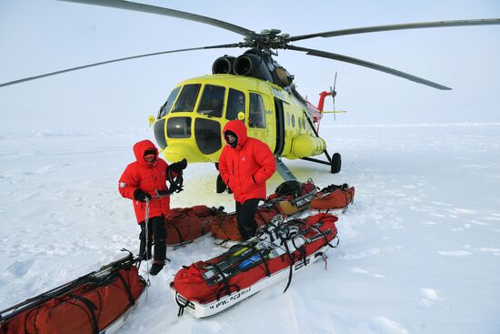 Arctic expedition to North Pole