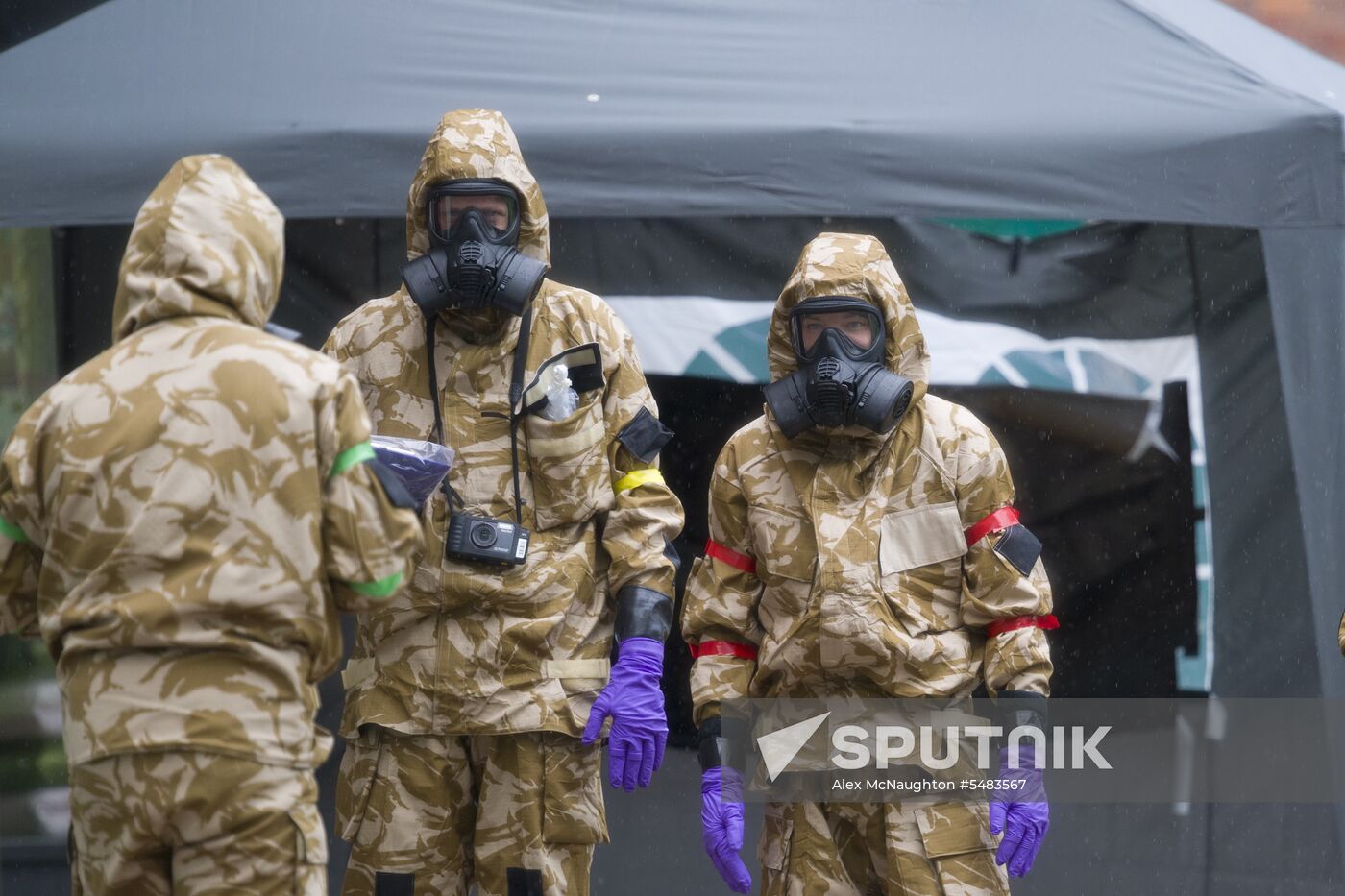 Salisbury begins cleaning spots related to Skripals poisoning