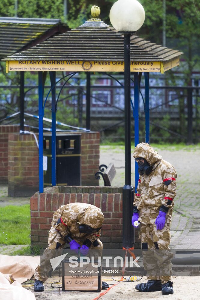Salisbury begins cleaning spots related to Skripals poisoning