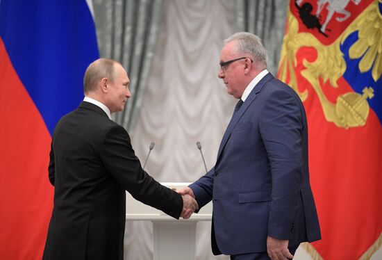 Russian President Vladimir Putin presents Hero of Labor of Russian Federation medals