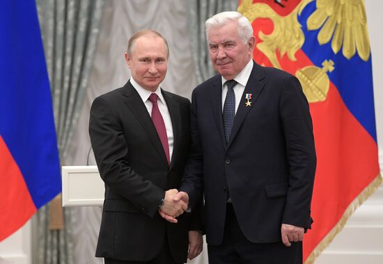 Russian President Vladimir Putin presents Hero of Labor of Russian Federation medals