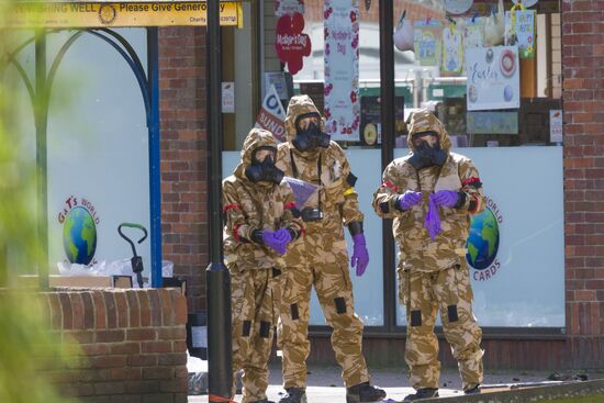 Salisbury begins cleaning spots related to Skripals poisoning