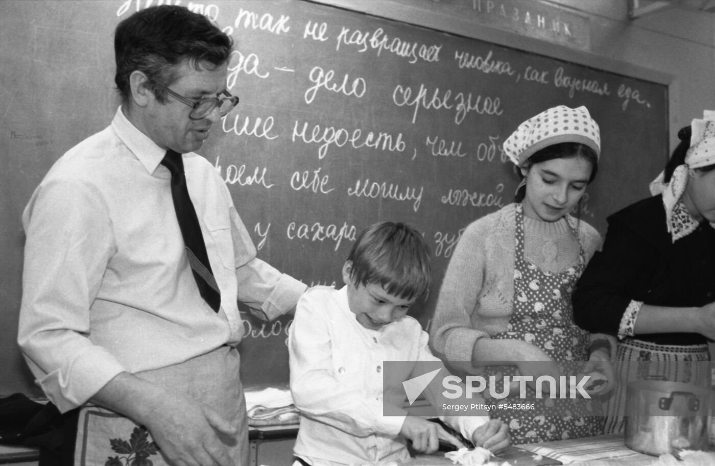 Head of Healthy Nutrition Center Vladimir Mikhailov