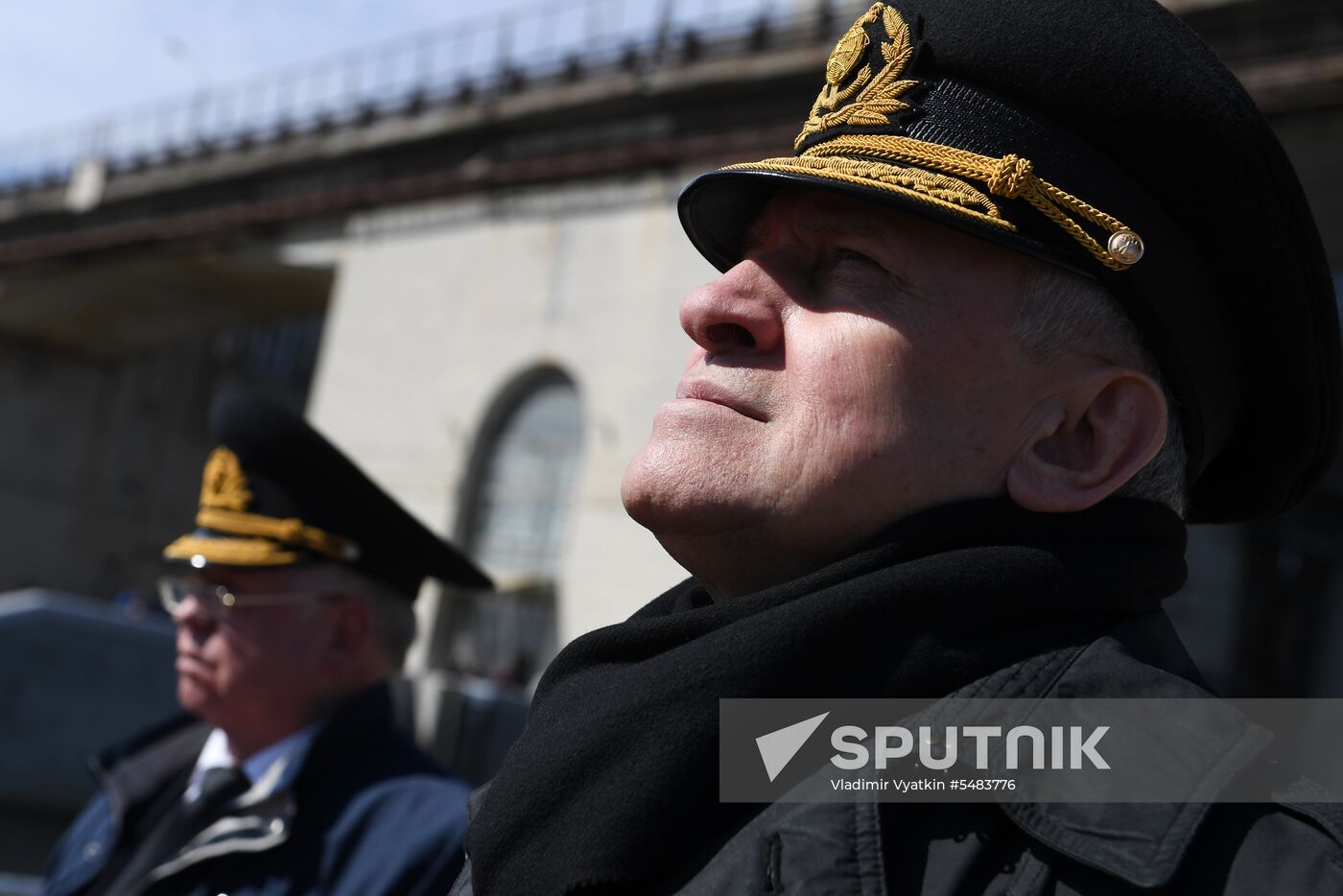 Opening Verkhnyaya Volga River for navigation