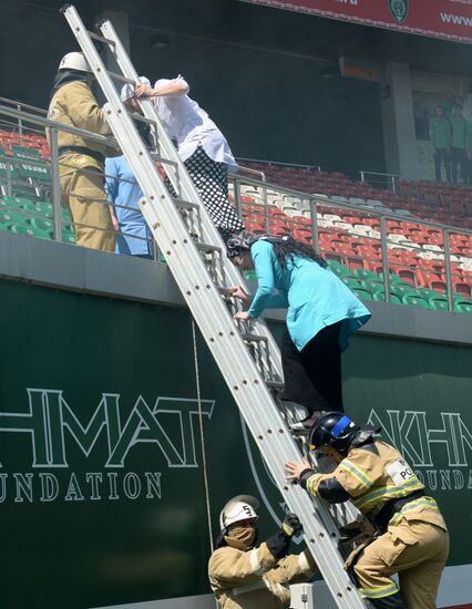 EMERCOM exercises in Grozny