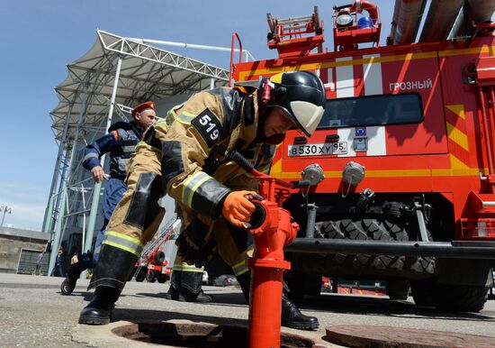 EMERCOM exercises in Grozny
