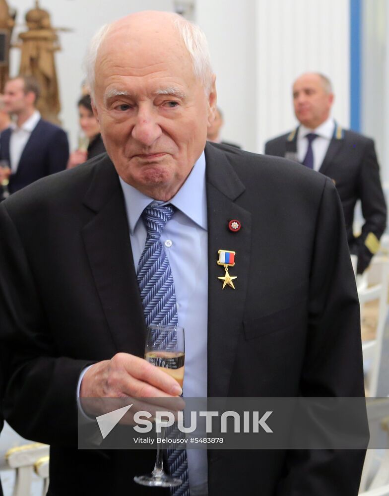 Russian President Vladimir Putin presents Hero of Labor of Russian Federation medals