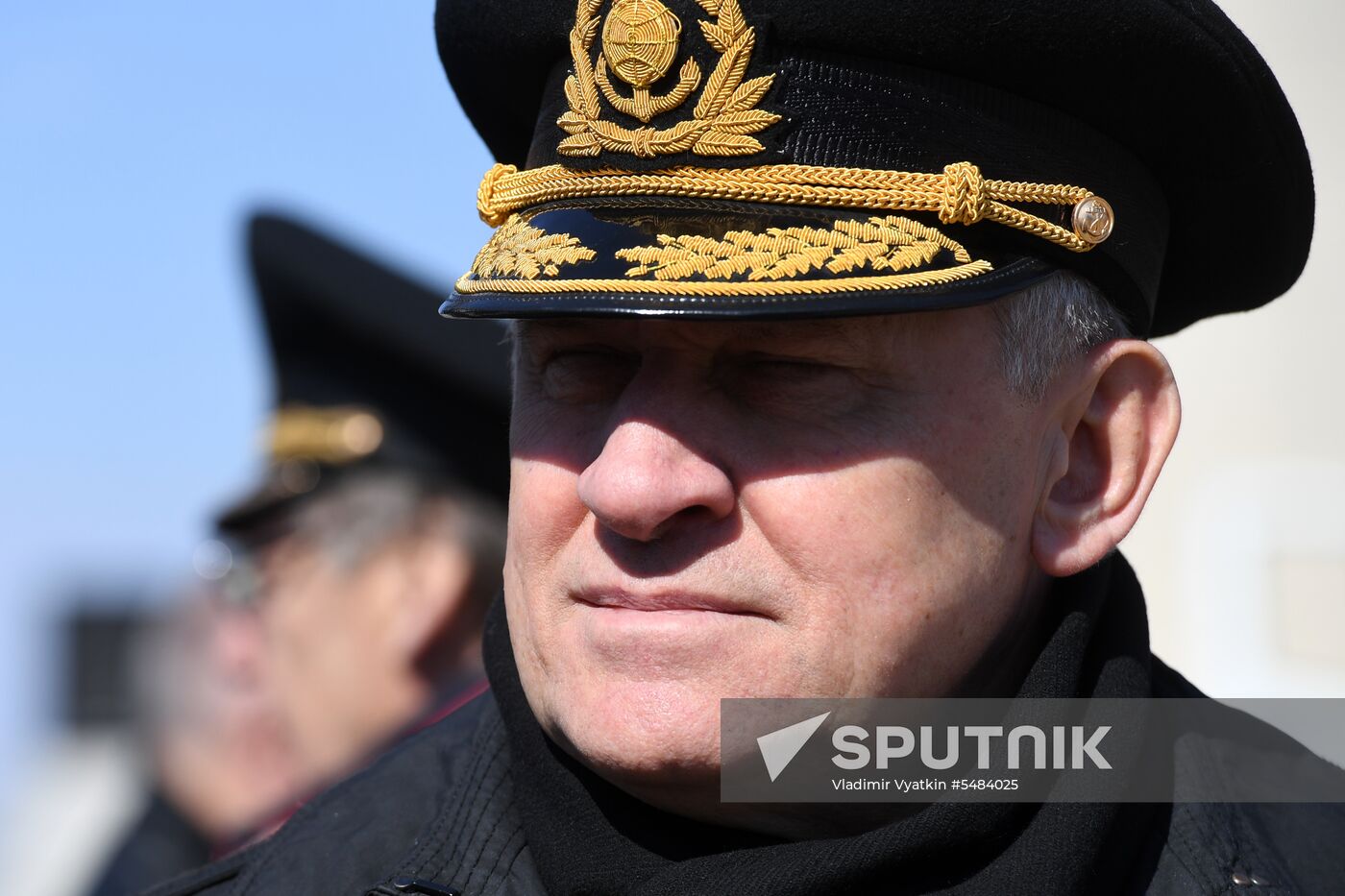 Opening Verkhnyaya Volga River for navigation