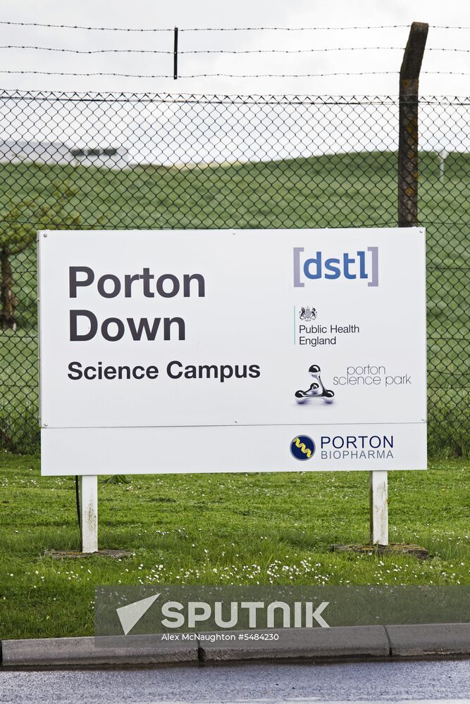 Clean-up begins in Salisbury following Skripal poisoning