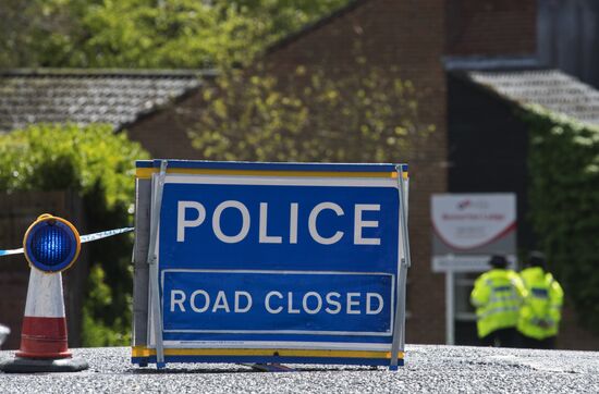 Clean-up begins in Salisbury following Skripal poisoning