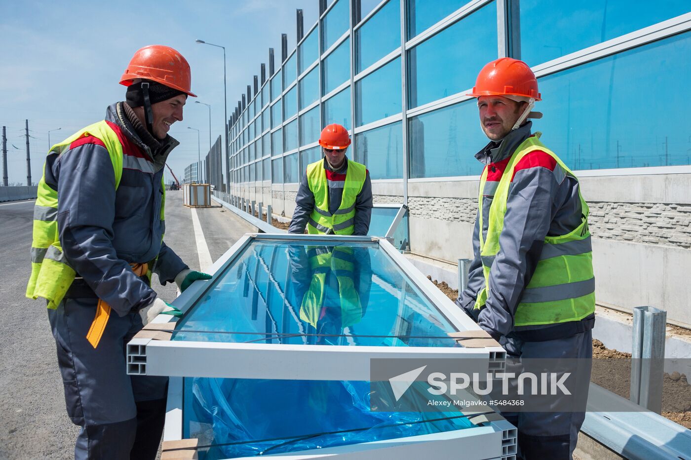 Construction of Kerch Strait (Crimean) Bridge