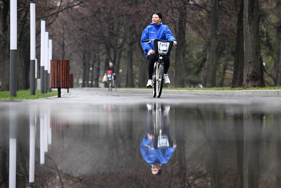 Cycling season begins in Moscow