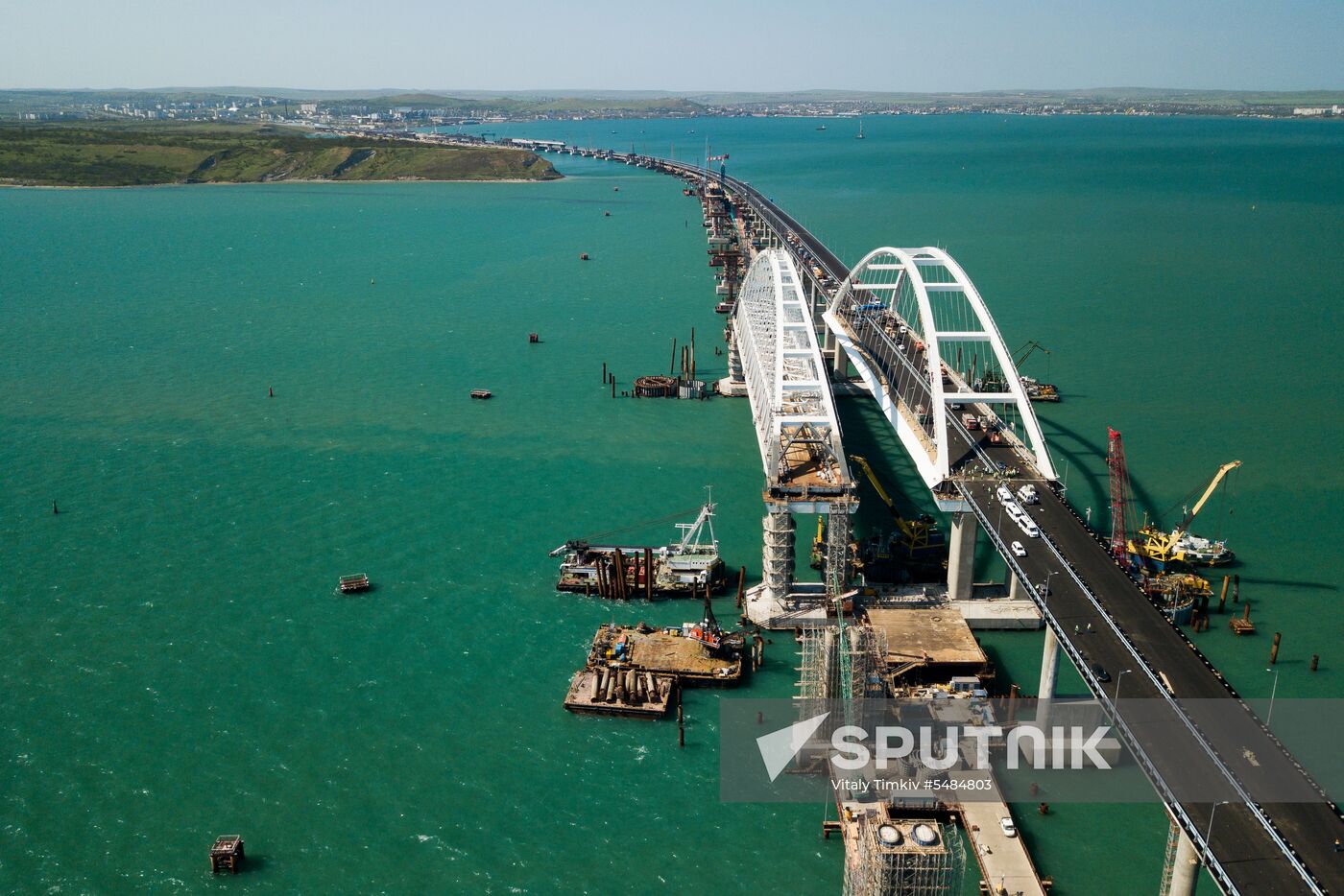 Construction of Kerch Strait (Crimean) Bridge