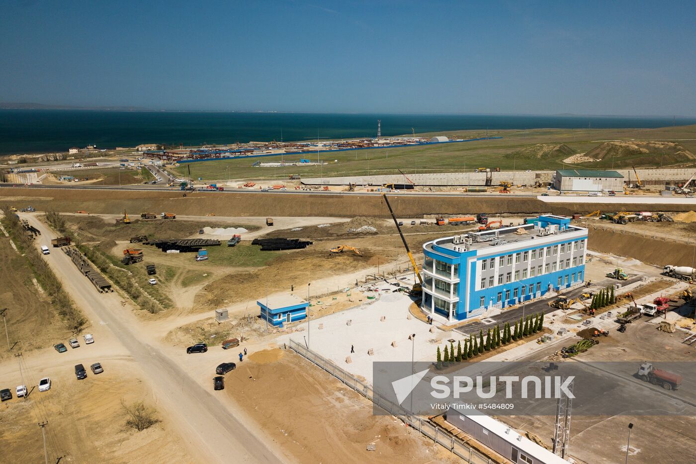 Construction of Kerch Strait (Crimean) Bridge