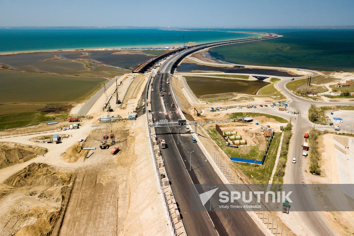 Construction of Kerch Strait (Crimean) Bridge