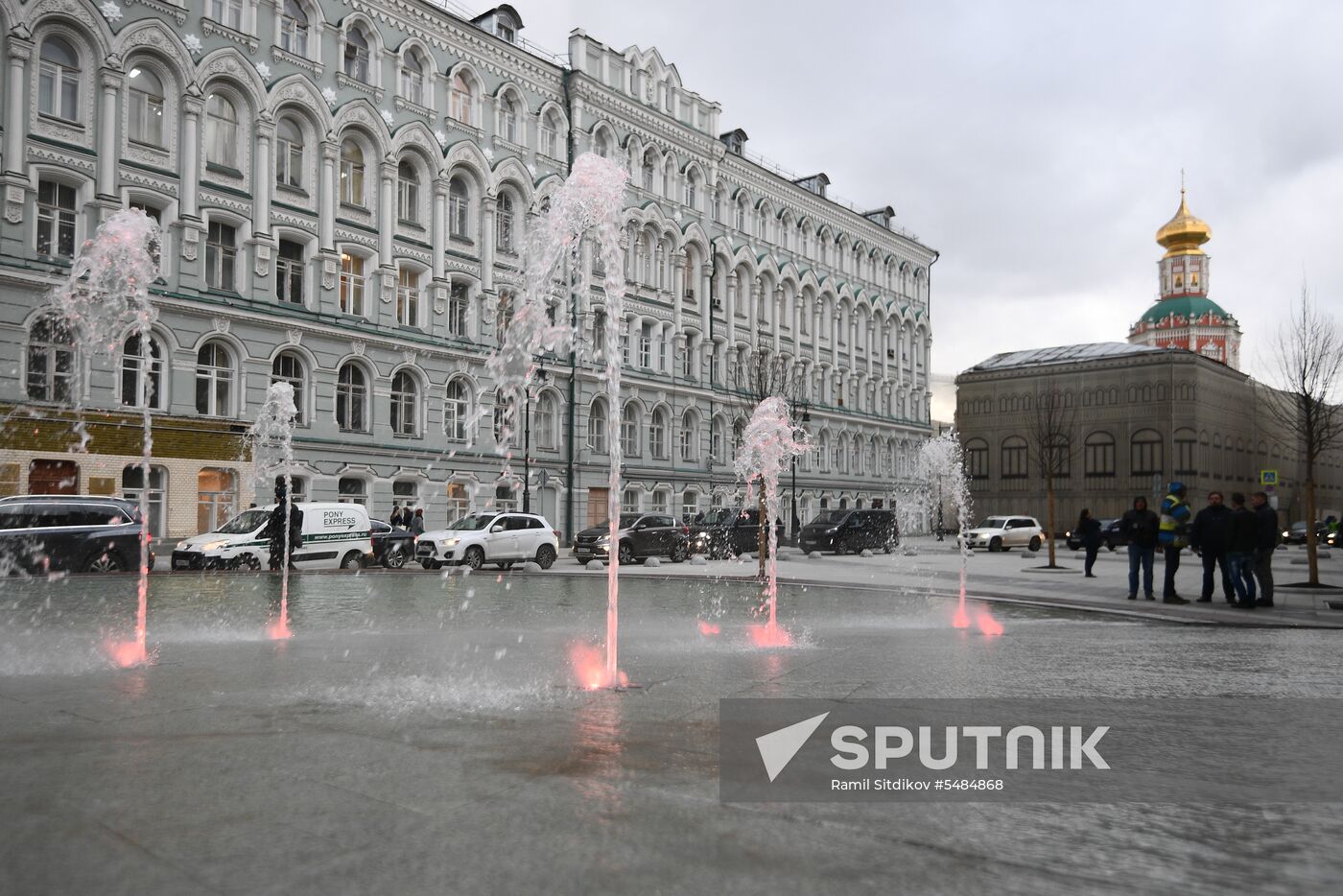 Fountain season opens in Moscow