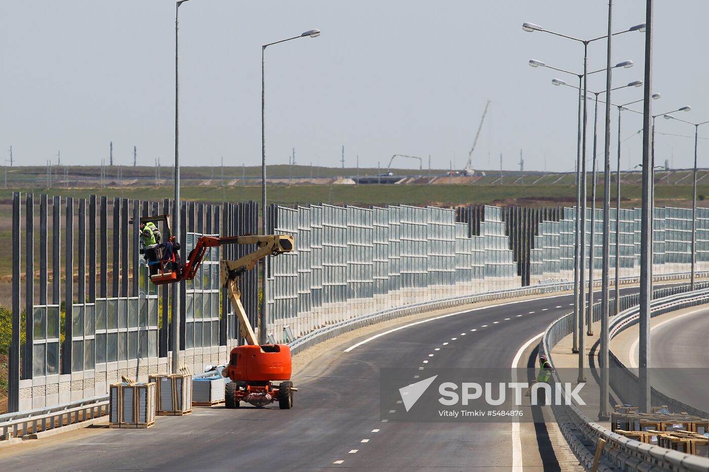 Construction of Kerch Strait (Crimean) Bridge