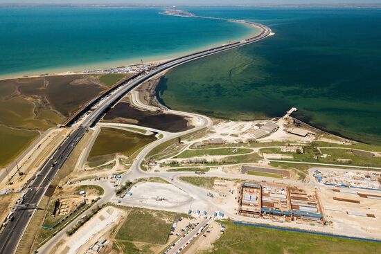 Construction of Kerch Strait (Crimean) Bridge