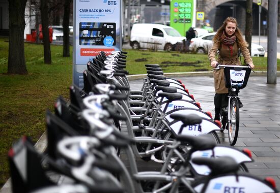 Cycling season begins in Moscow