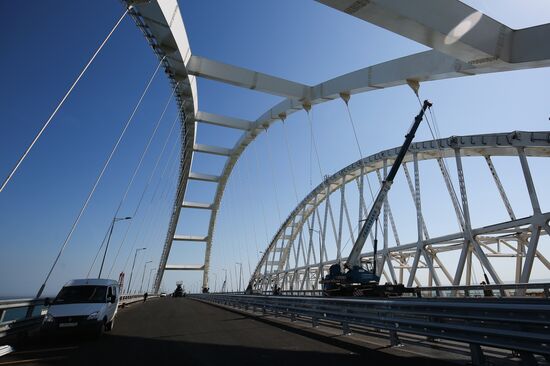 Construction of Kerch Strait (Crimean) Bridge