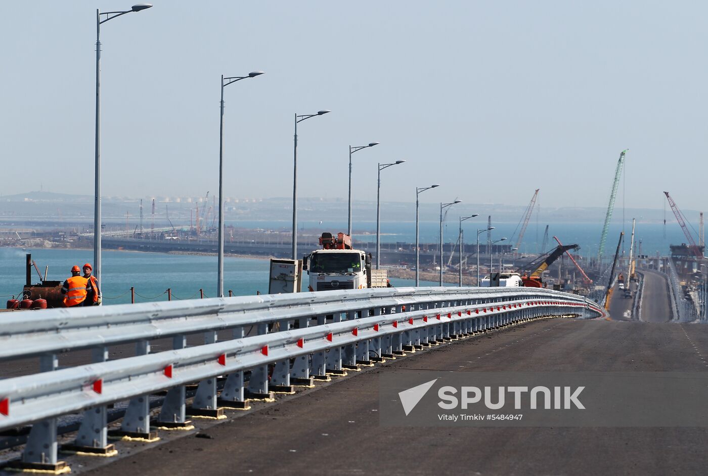 Construction of Kerch Strait (Crimean) Bridge