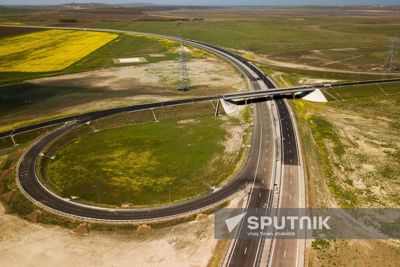 Construction of Kerch Strait (Crimean) Bridge