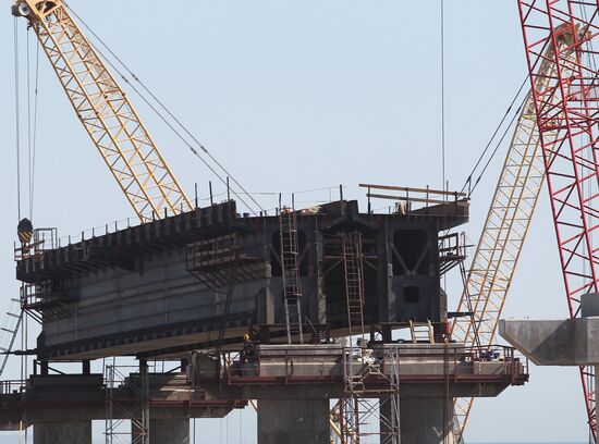 Construction of Kerch Strait (Crimean) Bridge