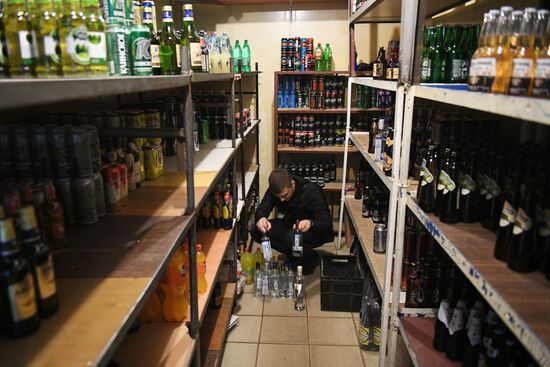 Raid to disclose counterfeit alcohol