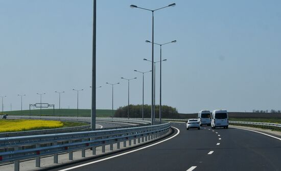 Construction of Kerch Strait (Crimean) Bridge