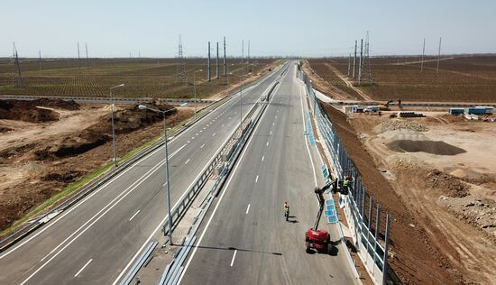 Construction of Kerch Strait (Crimean) Bridge