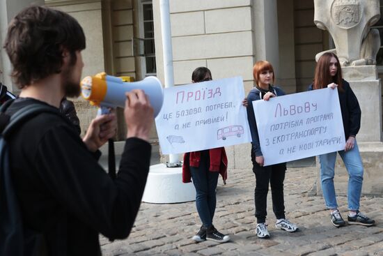 Protest against rising transportation fares in Lviv