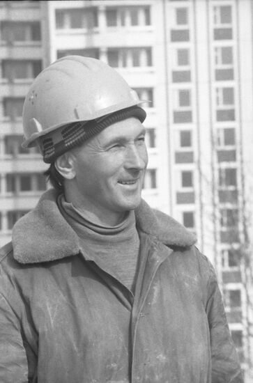 Builder foreman V. Borisov