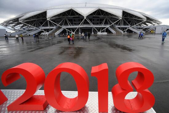 Football. Samara Arena hosts first official match