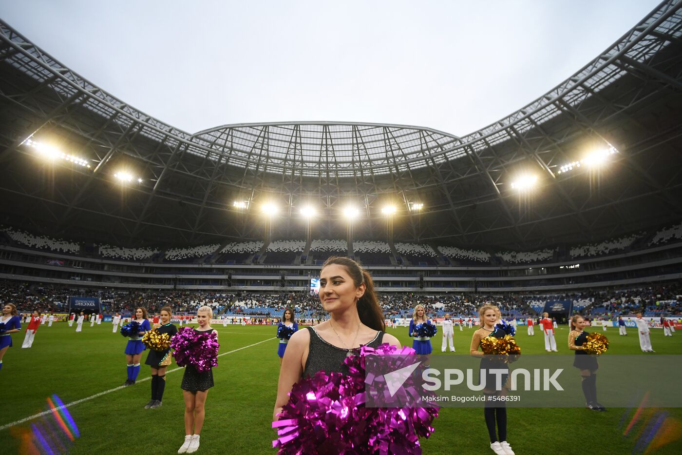 Football. Samara Arena hosts first official match