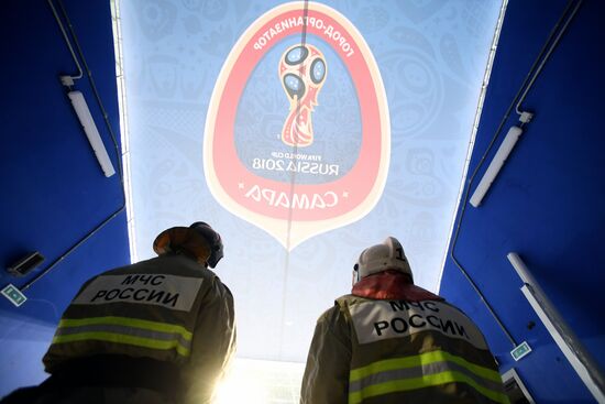 Football. Samara Arena hosts first official match