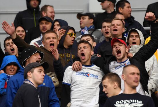 Football. Samara Arena hosts first official match