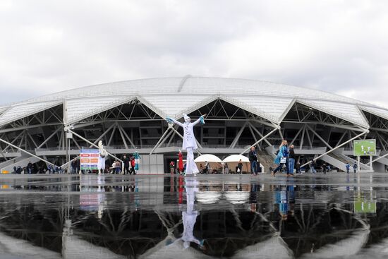 Football. Samara Arena hosts first official match