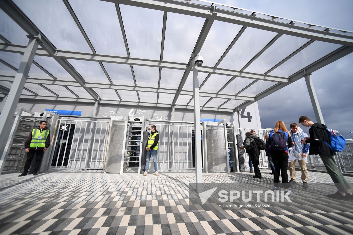 Football. Samara Arena hosts first official match