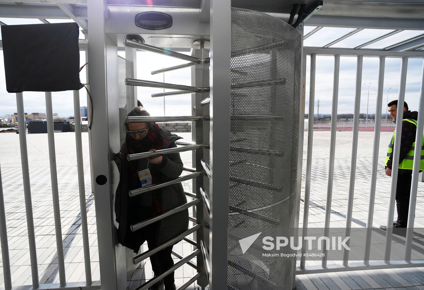 Football. Samara Arena hosts first official match