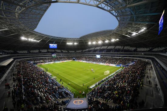 Football. Samara Arena hosts first official match