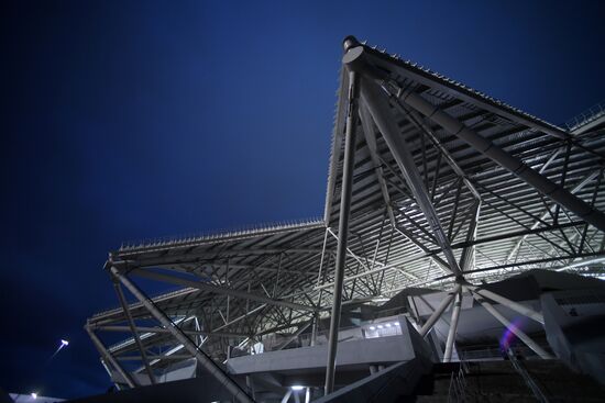 Football. Samara Arena hosts first official match