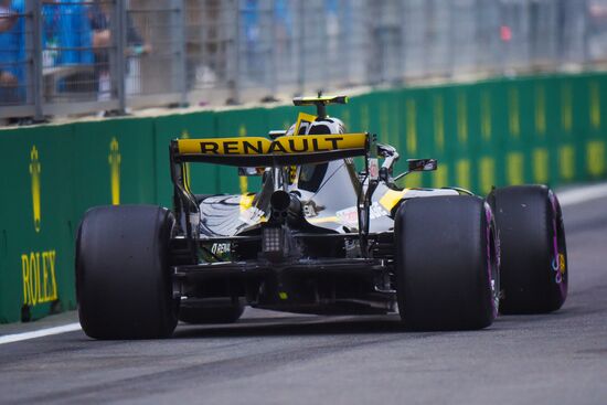 Auto sport. Formula 1. Azerbaijan Grand Prix. Qualification