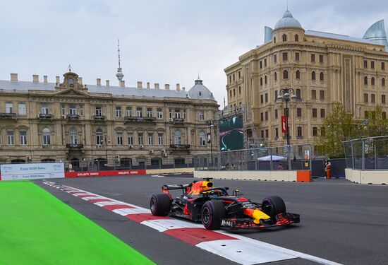 Auto sport. Formula 1. Azerbaijan Grand Prix. Qualification