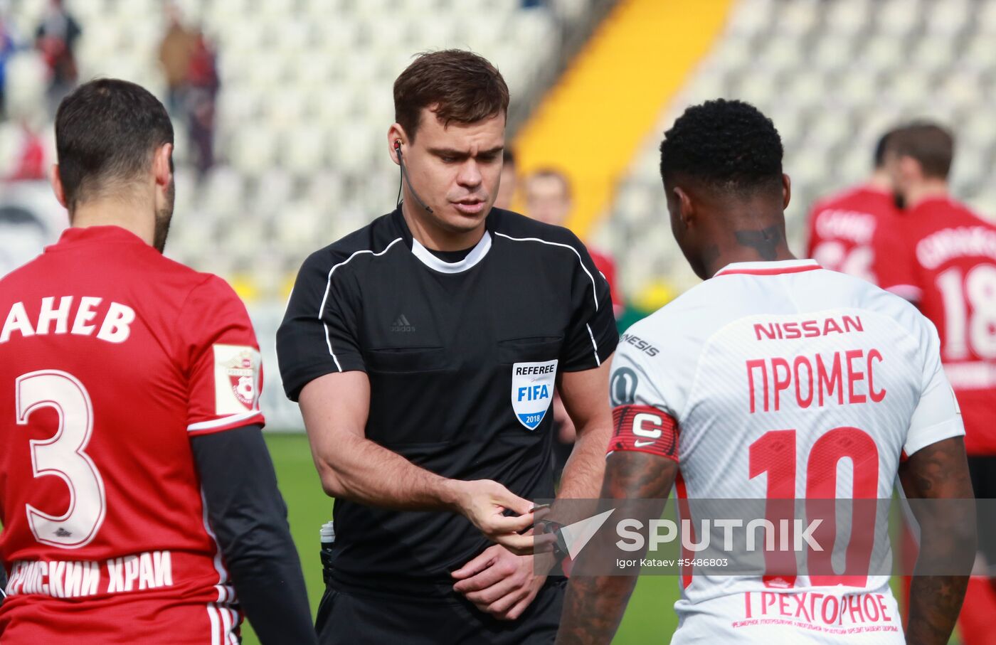 Football. Russian Football Premier League. Amkar vs. Spartak