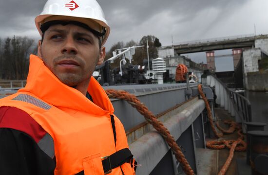 Vessels undergo preparations for navigation season at Yaroslavl maintenance base