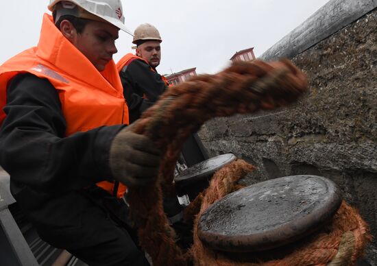 Vessels undergo preparations for navigation season at Yaroslavl maintenance base