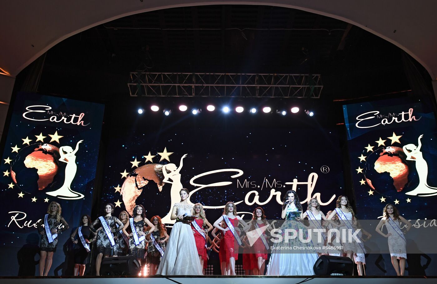 2018 Mrs&Ms Russia Earth beauty pageant finals
