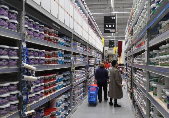 Castorama store opens in Kazan
