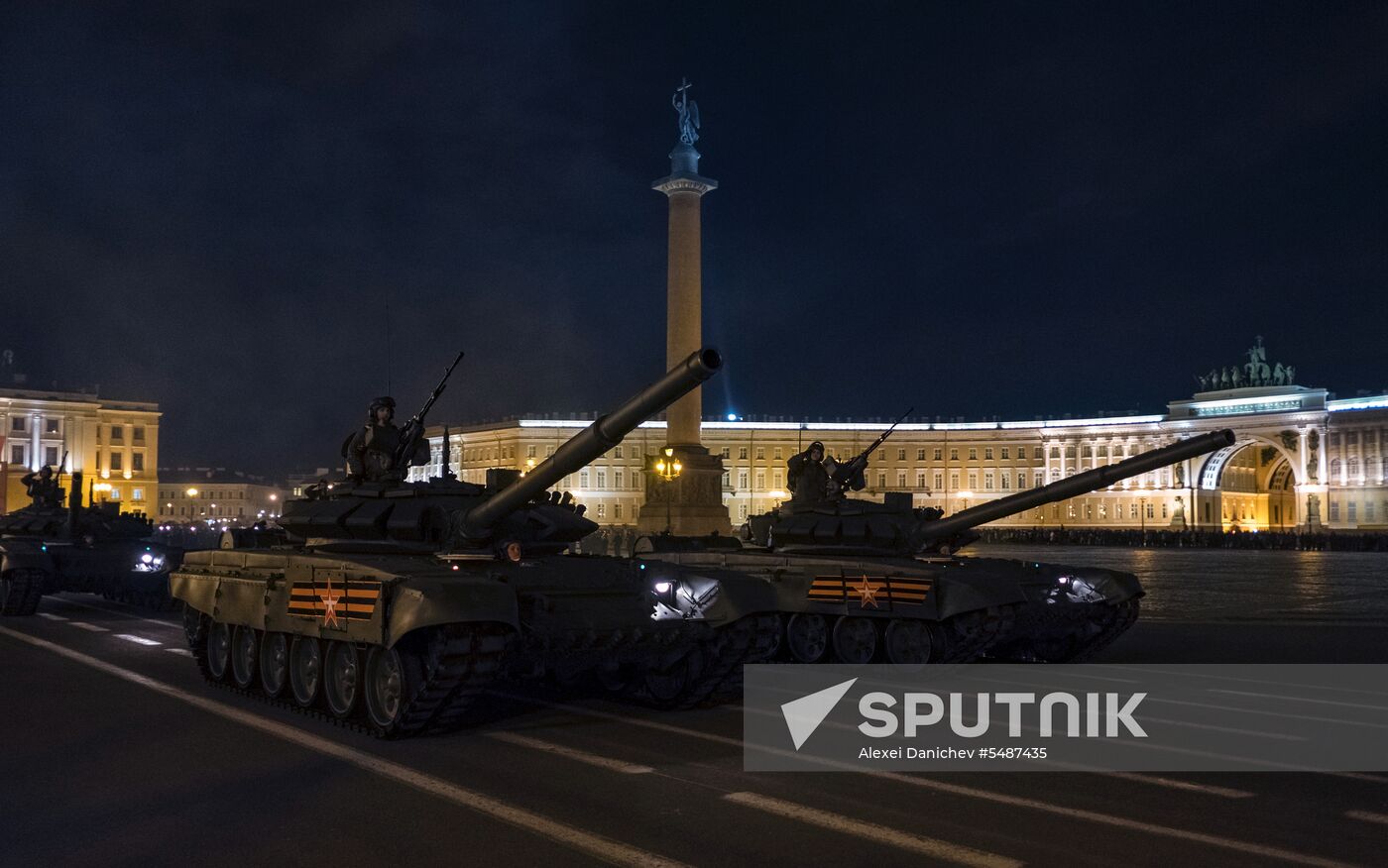 Victory Day parade rehearsal in St. Petersburg